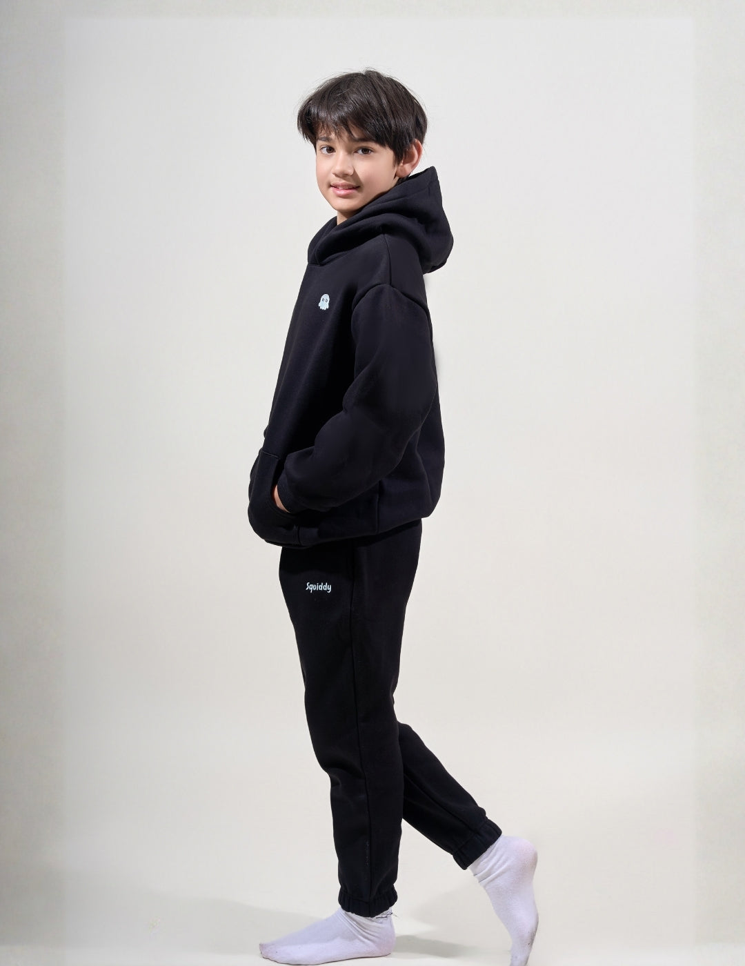 ClassicKidsHoodieBlack #Colour_Black