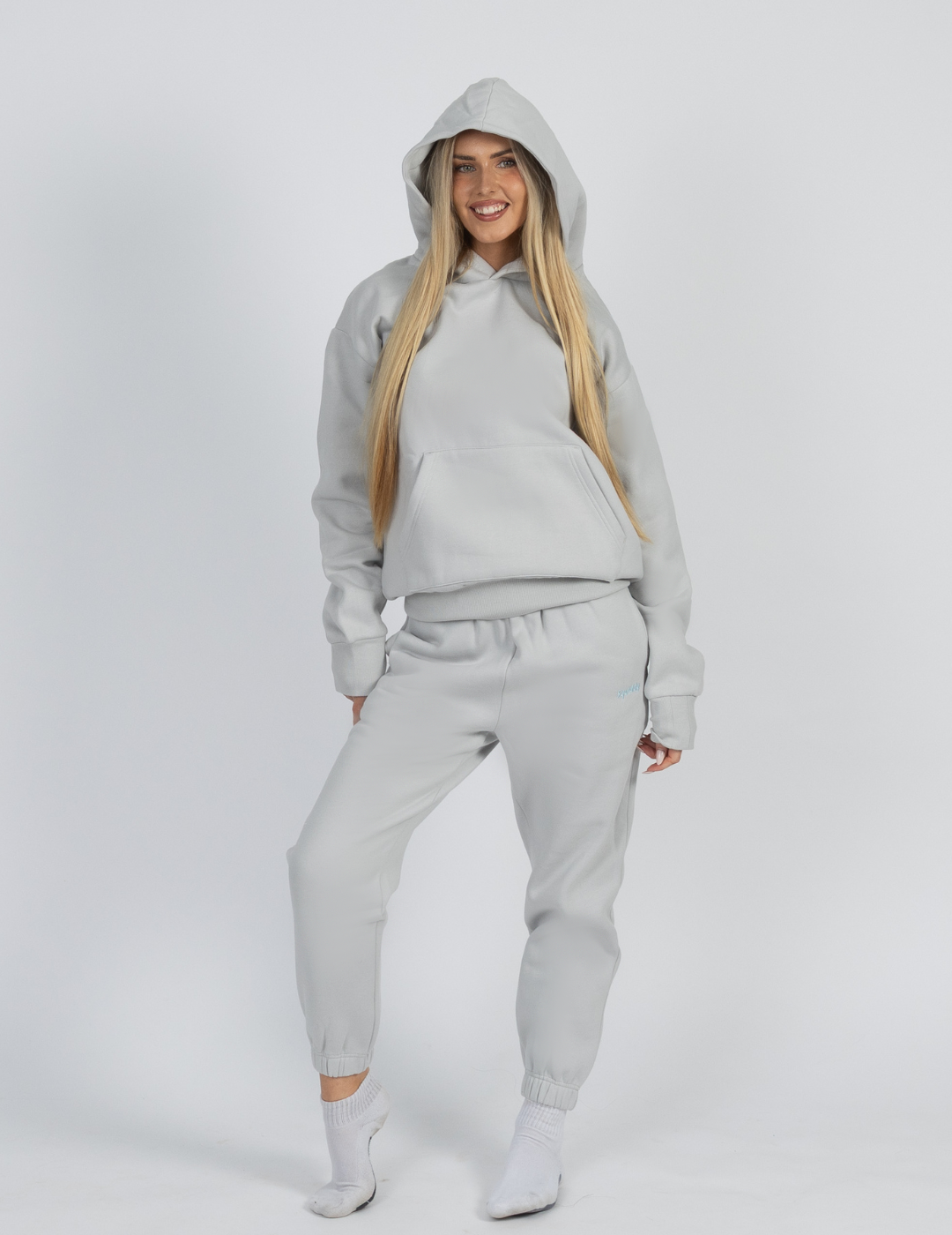 #Colour_Fog Grey