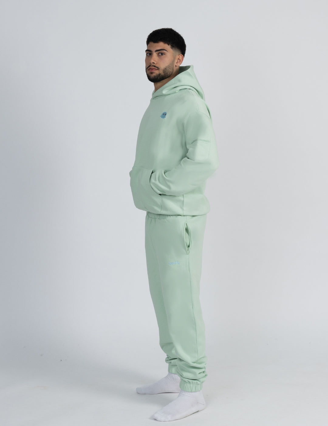 #Colour_Mint Green