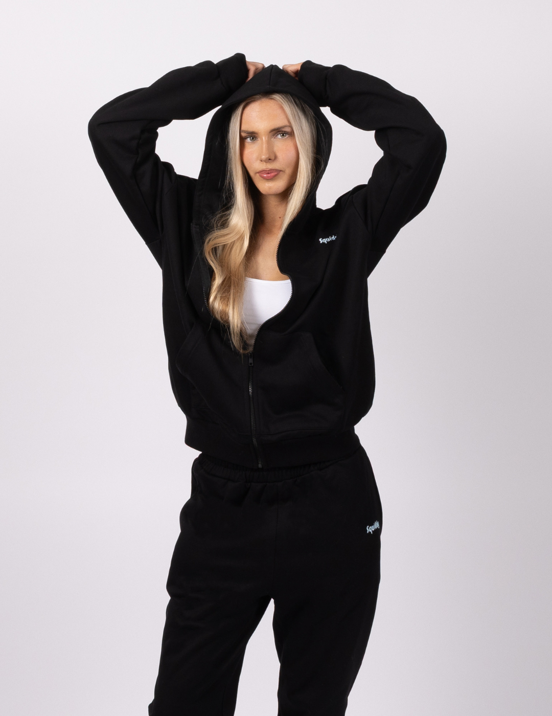 SquiddyEssentialsZipHoodieBlack2